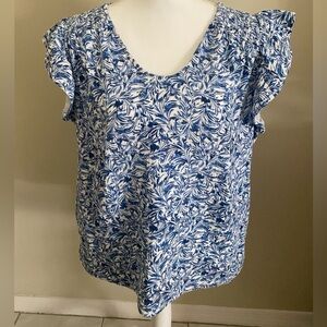 Style & Co.. Blue and White Floral Women's Top size Large